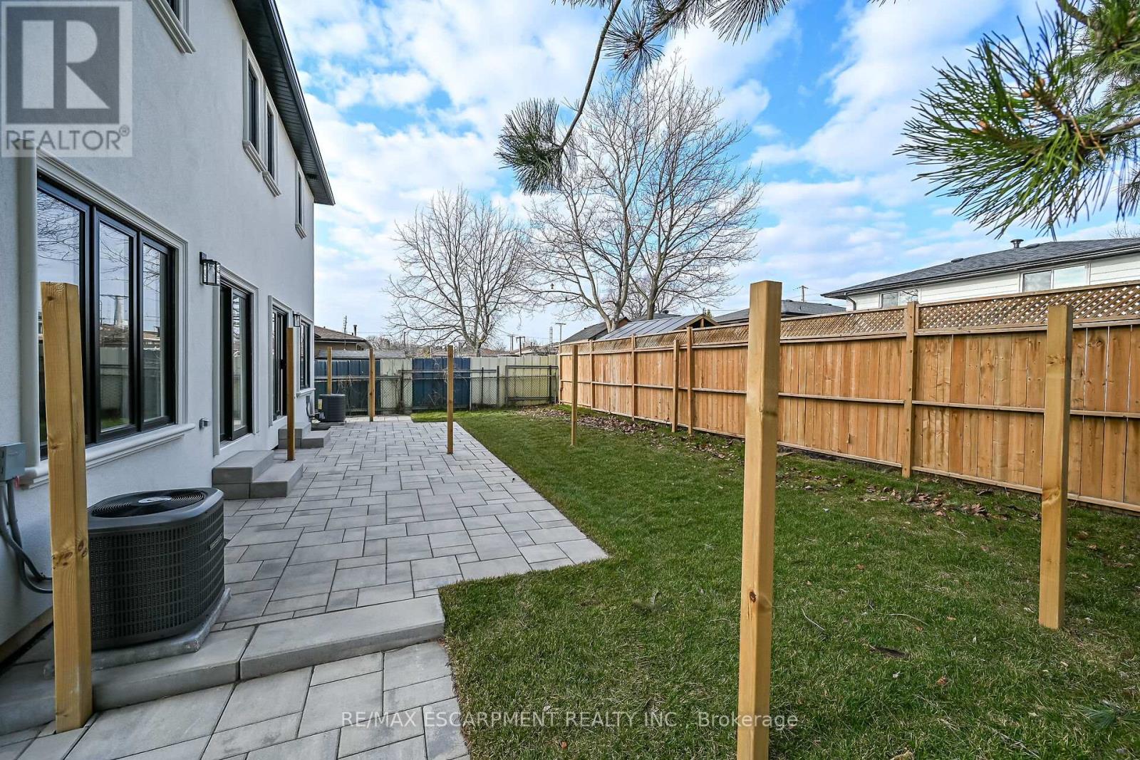 1036 Garth Street, Hamilton, Ontario  L9C 4L6 - Photo 45 - X12872588