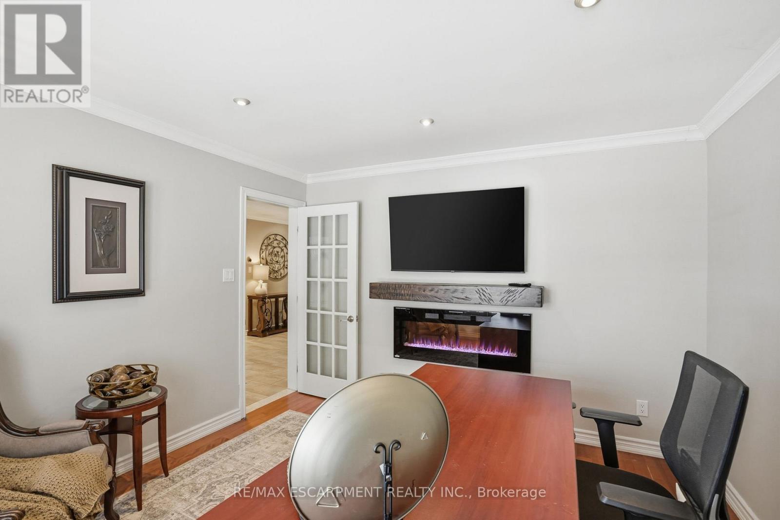 9 Stone Gate Drive, Grimsby, Ontario  L3M 5C6 - Photo 7 - X12872680