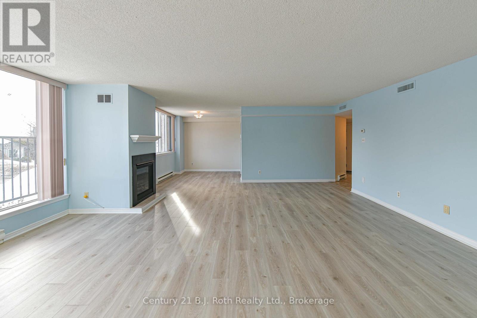 104 - 95 Matchedash Street N, Orillia, Ontario  L3V 4T9 - Photo 13 - S12761550