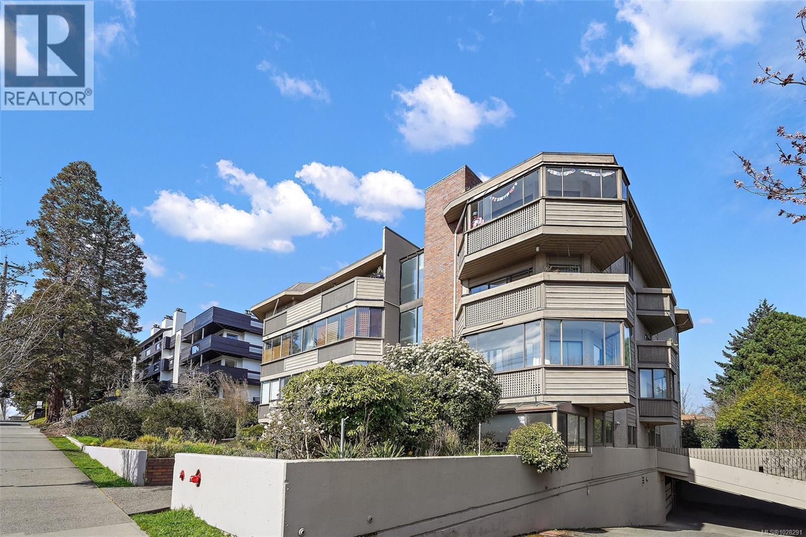 204 1252 Pandora Ave, Victoria, British Columbia  V8V 3R4 - Photo 18 - 1028291