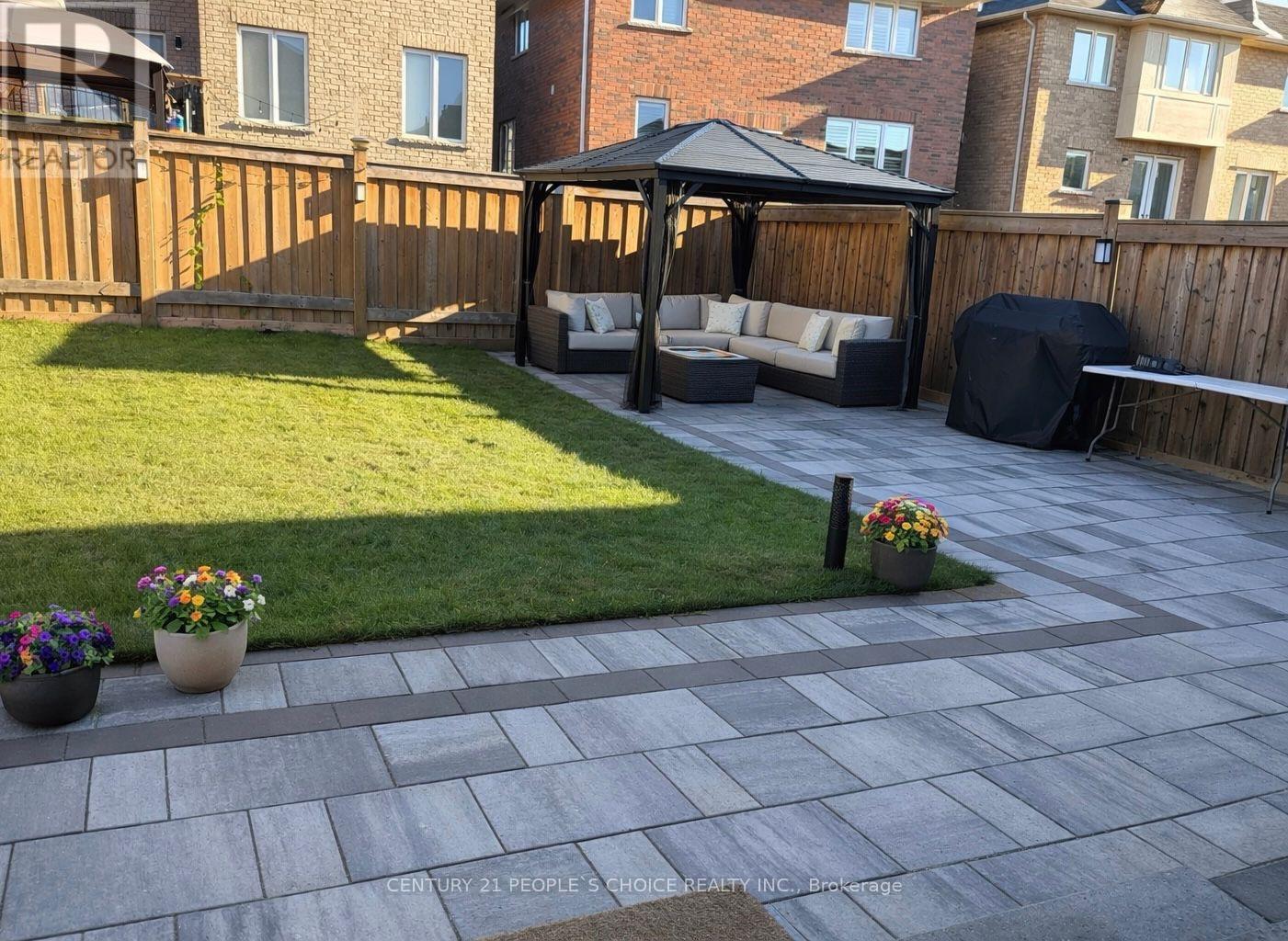 13 Skelton Crescent, Ajax (Central East), Ontario  L1Z 1R4 - Photo 8 - E12795648