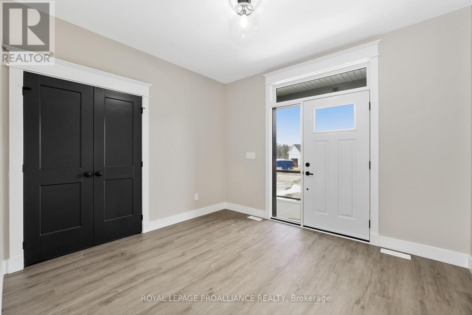 30 Hollingsworth Street, Cramahe, Ontario  K0K 1S0 - Photo 6 - X12421412