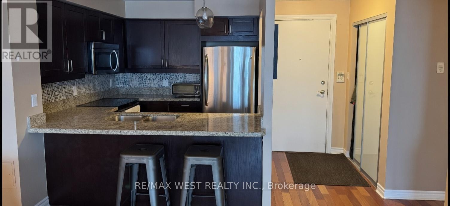 1506 - 2111 Lake Shore Boulevard W, Toronto, Ontario  M8V 4B2 - Photo 3 - W12872046