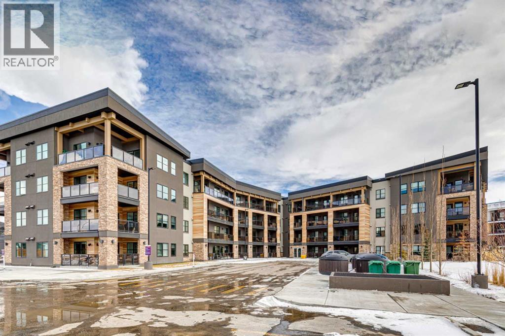 313, 125 Wolf Hollow Crescent SE, calgary, Alberta