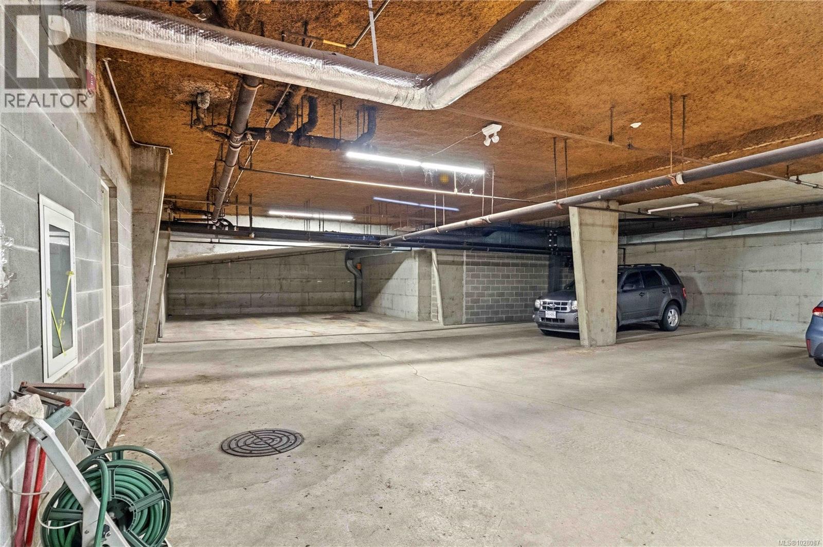 401 1151 Oscar St, Victoria, British Columbia  V8V 2X5 - Photo 27 - 1028087