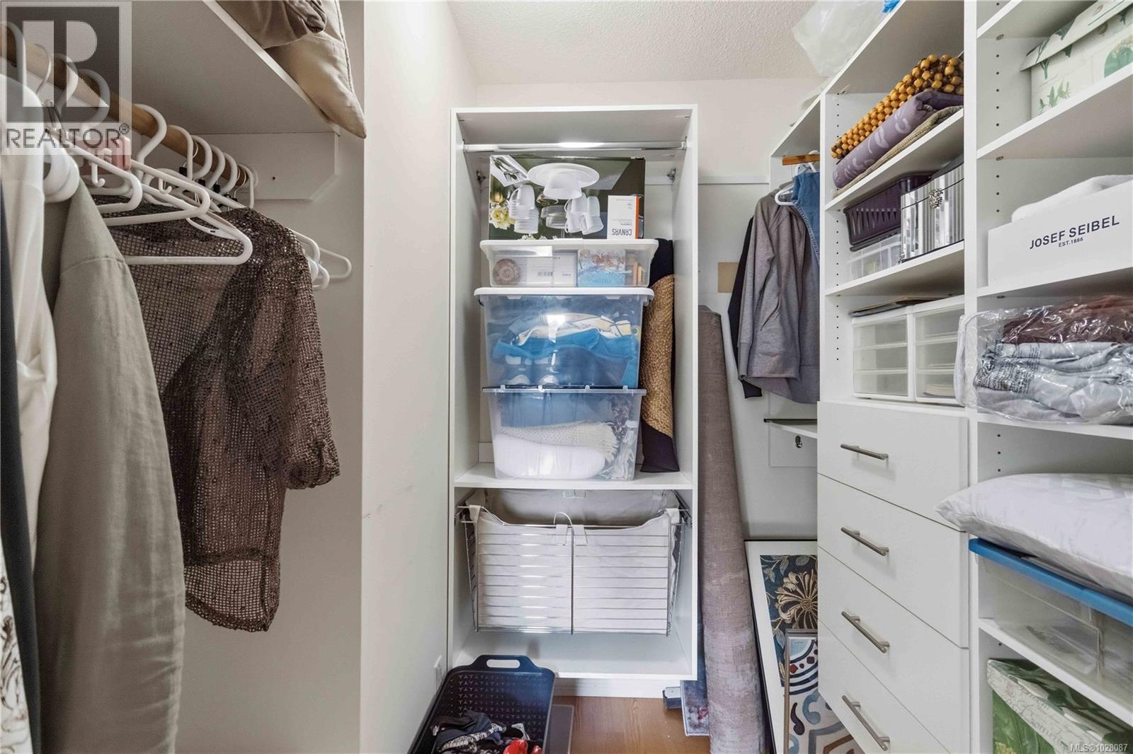 401 1151 Oscar St, Victoria, British Columbia  V8V 2X5 - Photo 18 - 1028087