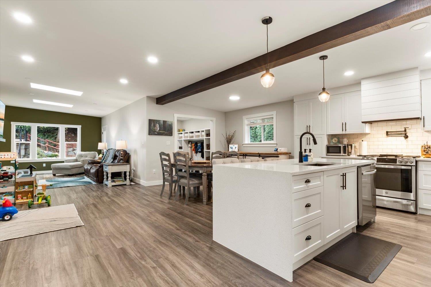 63690 Old Yale Road, Hope, Hope, British Columbia  V0X 1L2 - Photo 6 - R3098707