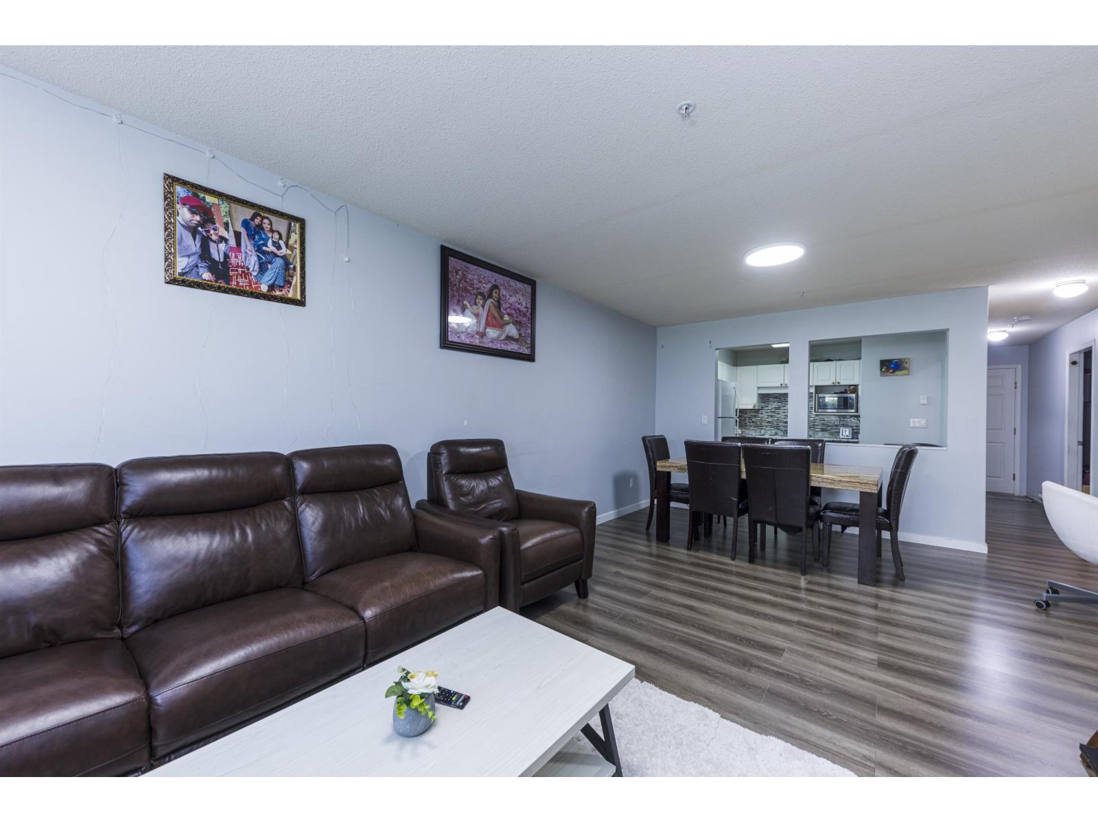 118 8068 120a Street, Surrey, British Columbia  V3W 3P3 - Photo 4 - R3098815