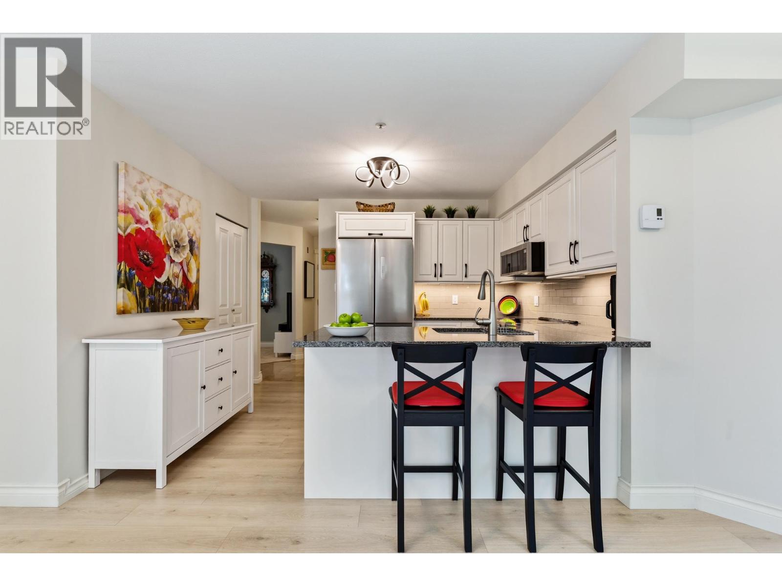 201 180 Ravine Drive, Port Moody, British Columbia  V3H 4Z3 - Photo 5 - R3093171