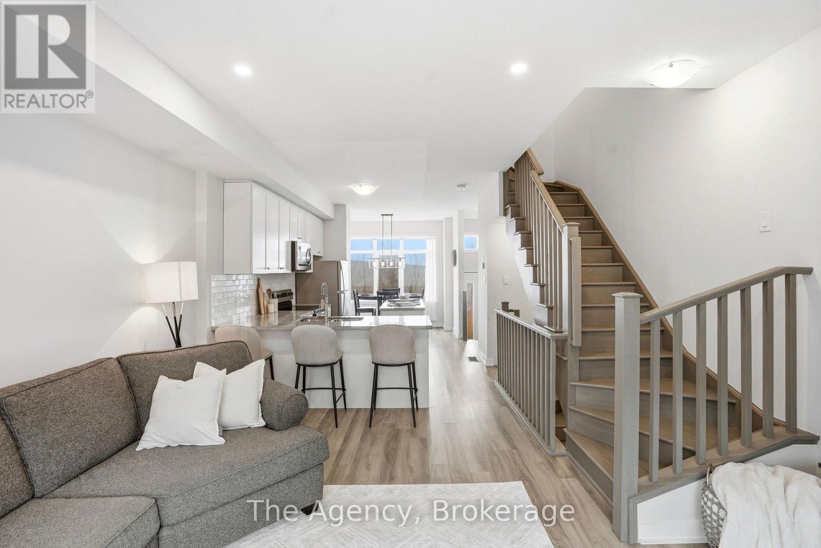 59 Markle Crescent, Hamilton, Ontario  L9G 0H3 - Photo 12 - X12872790