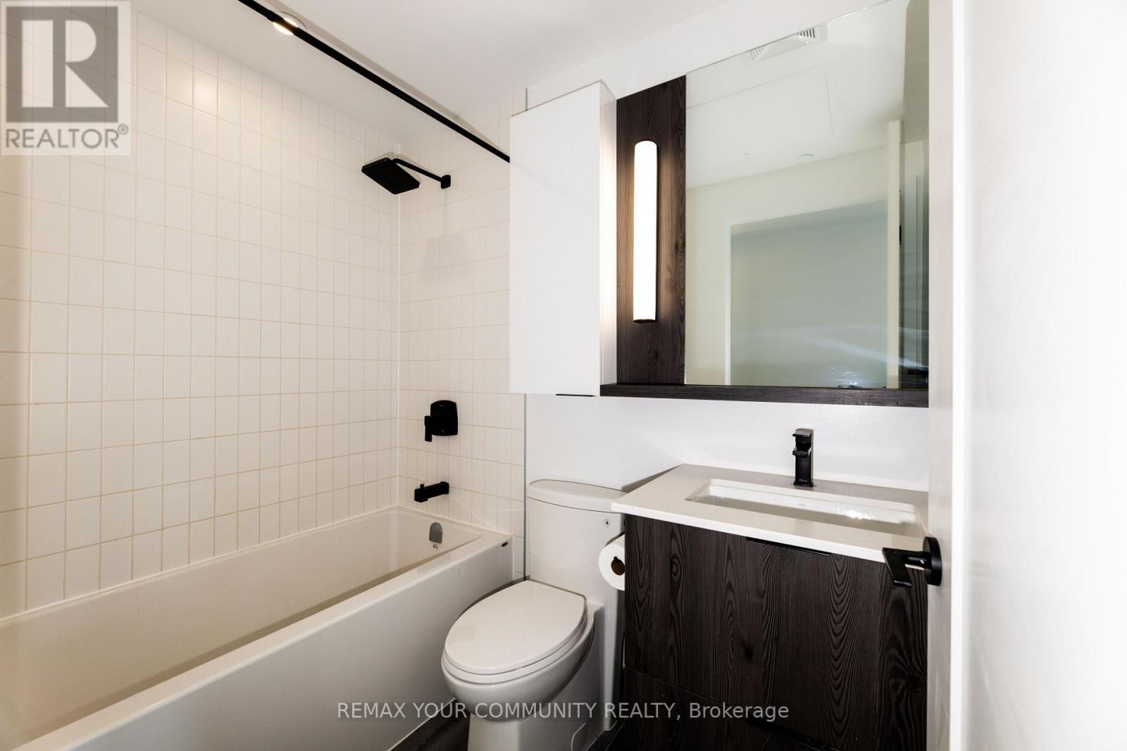 1903 - 5 Defries Street, Toronto, Ontario  M5A 0W7 - Photo 13 - C12868426