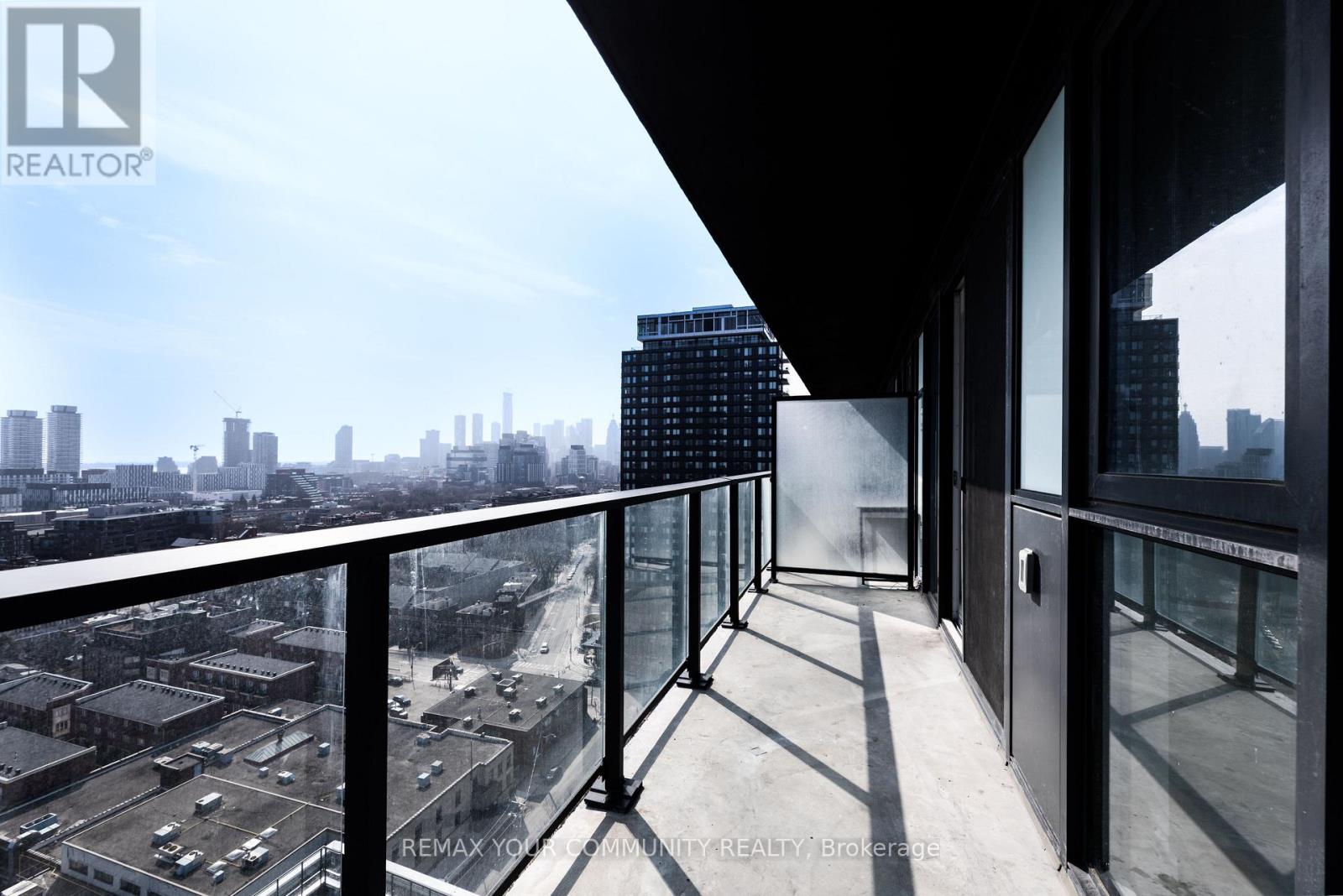 1903 - 5 Defries Street, Toronto, Ontario  M5A 0W7 - Photo 11 - C12868426