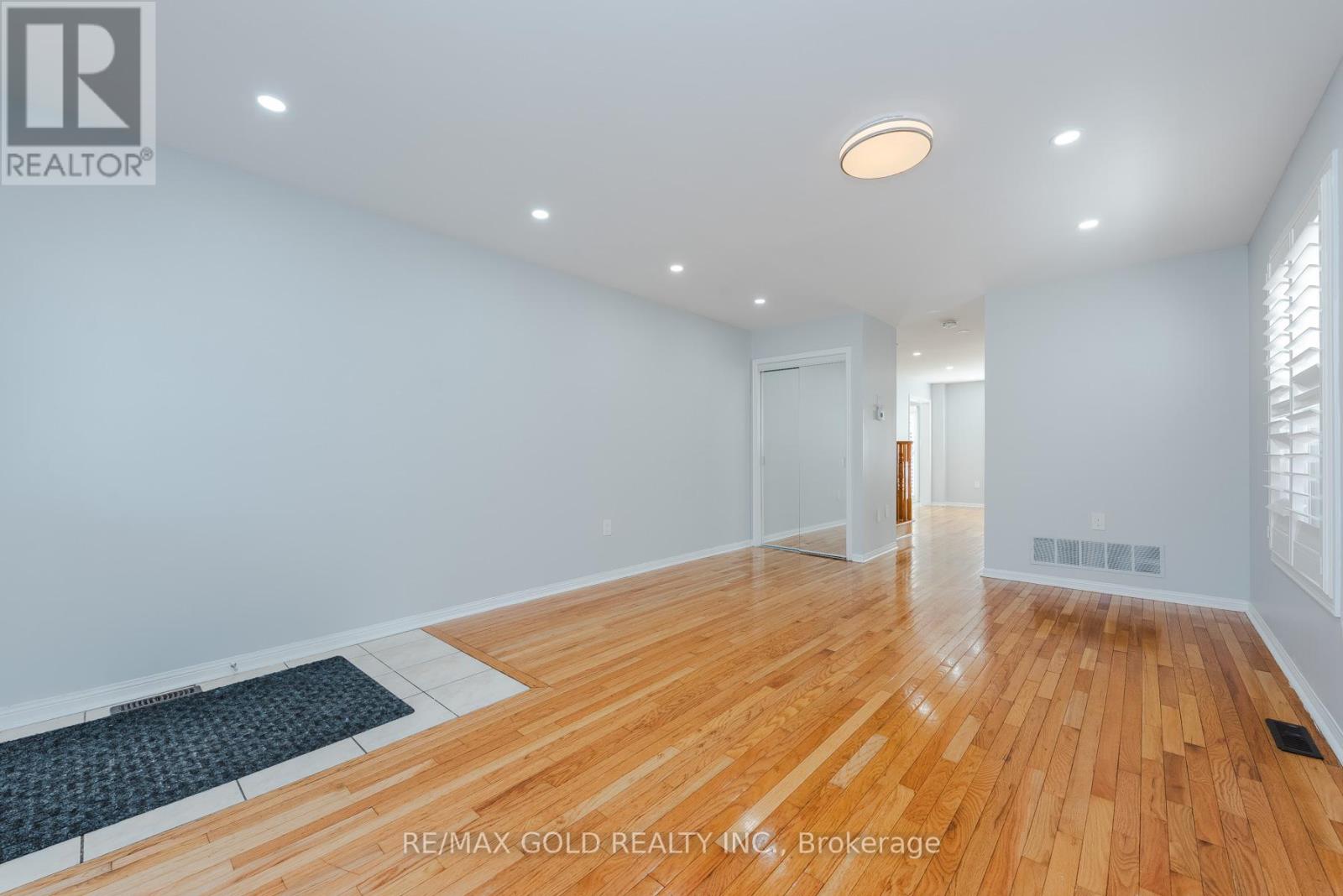 3970 Janice Drive, Mississauga, Ontario  L5M 7Y4 - Photo 6 - W12872616