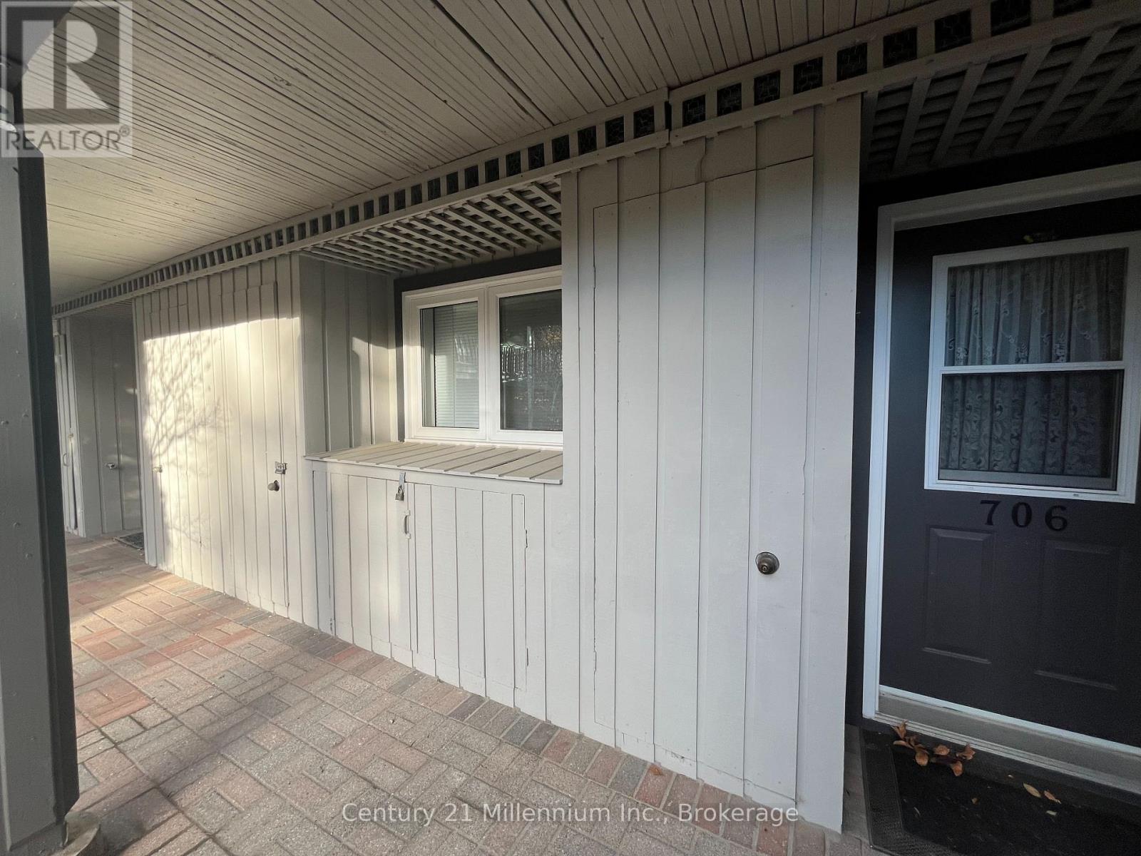 706 Johnston Park Avenue, Collingwood, Ontario  L9Y 5C7 - Photo 4 - S12872880