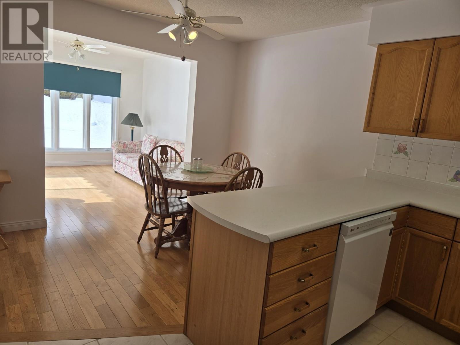 899 Lake St, Sault Ste. Marie, Ontario  P6B 6K3 - Photo 7 - SM260462