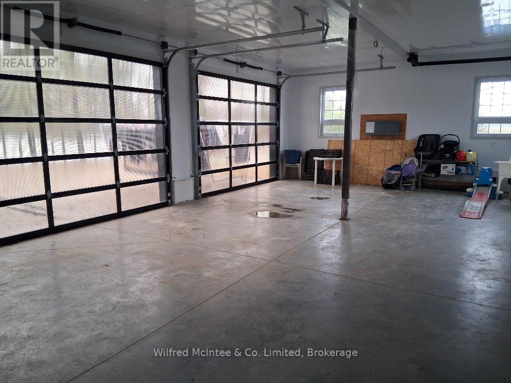 1984 Kincardine Kinloss Street, Huron-Kinloss, Ontario  N2Z 2X4 - Photo 22 - X12872854