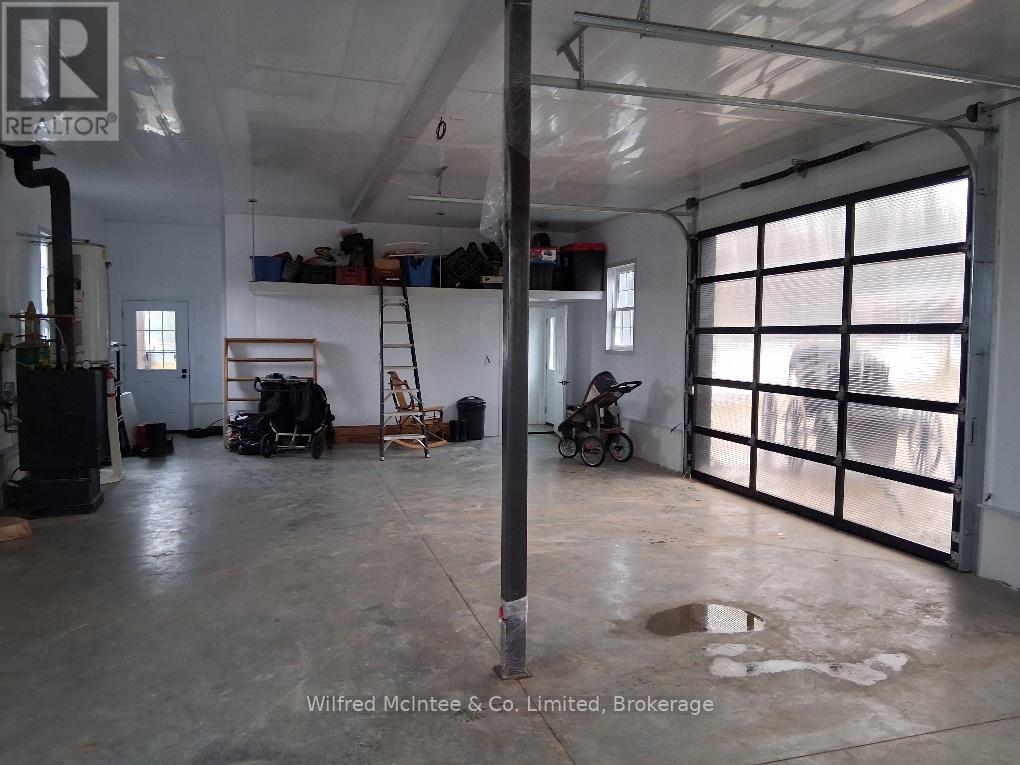 1984 Kincardine Kinloss Street, Huron-Kinloss, Ontario  N2Z 2X4 - Photo 23 - X12872854