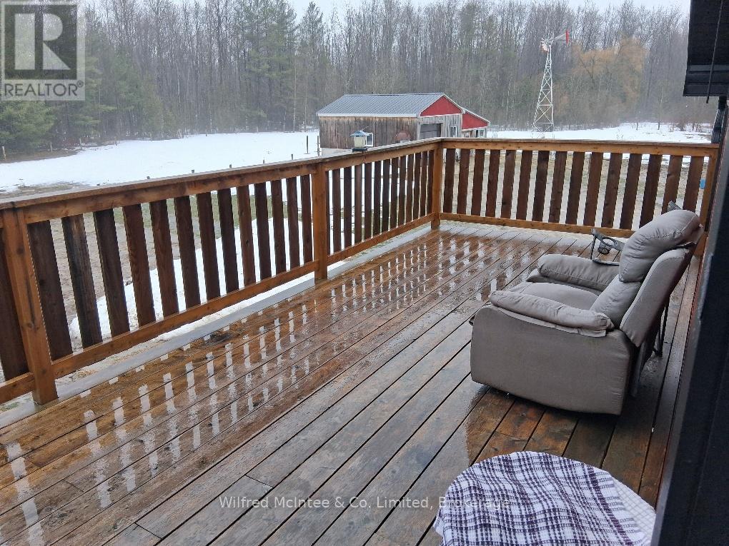 1984 Kincardine Kinloss Street, Huron-Kinloss, Ontario  N2Z 2X4 - Photo 25 - X12872854