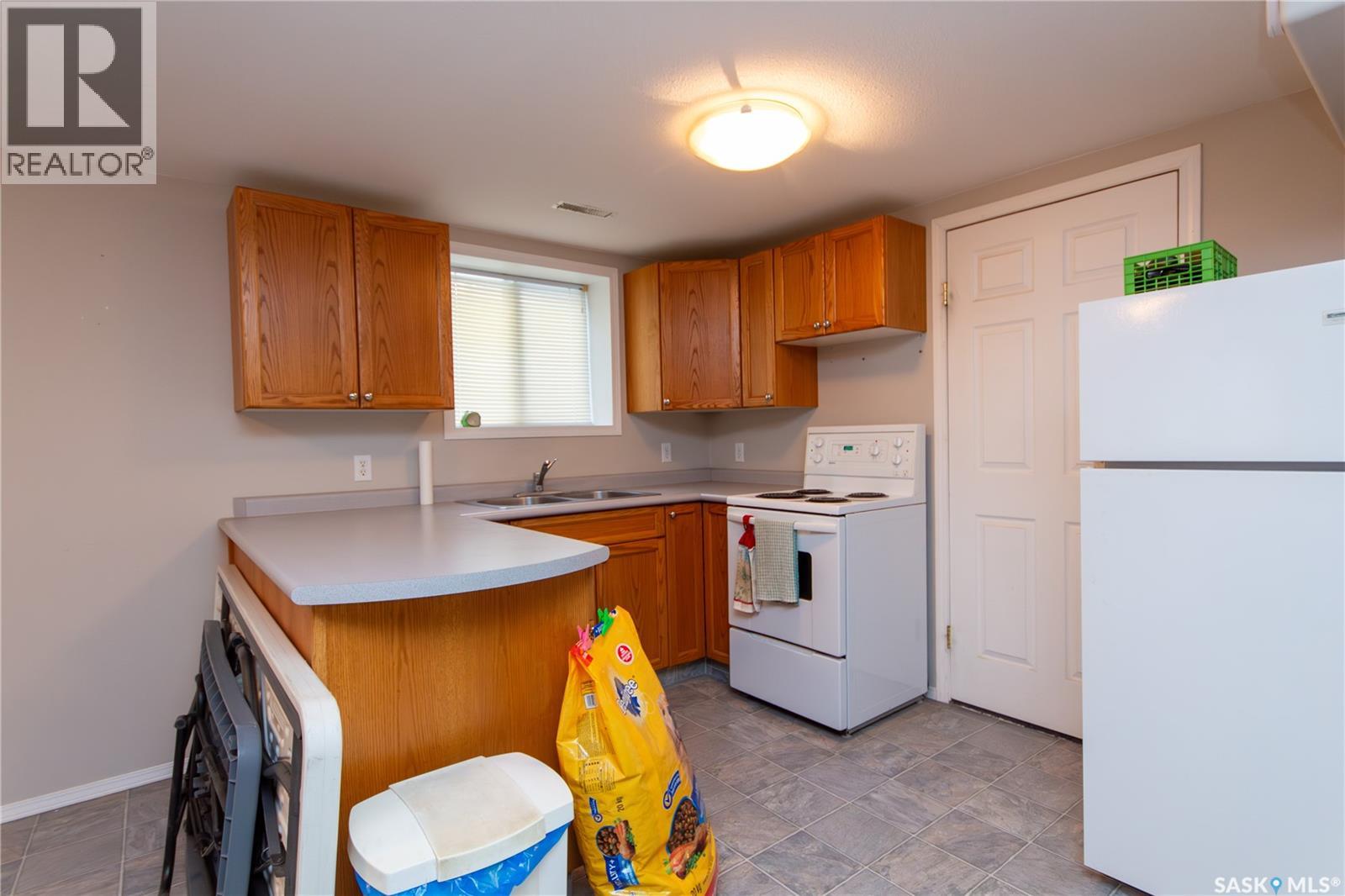 1701 102nd Street, North Battleford, Saskatchewan  S9A 1H2 - Photo 15 - SK029884