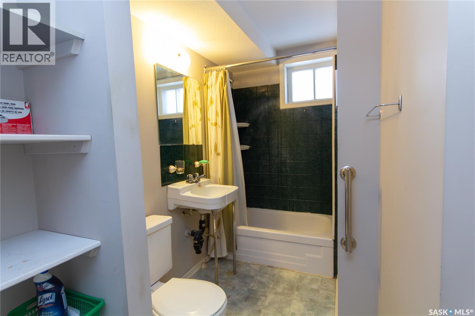 1701 102nd Street, North Battleford, Saskatchewan  S9A 1H2 - Photo 21 - SK029884