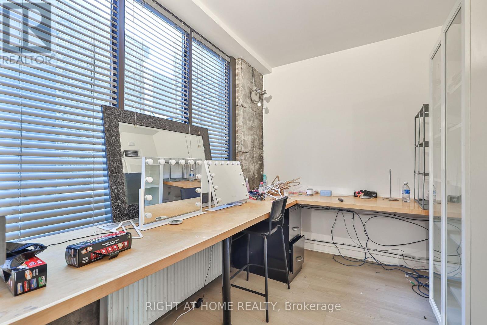 Second Floor - 565 Bloor Street W, Toronto, Ontario  M5S 1Y6 - Photo 14 - C12872702