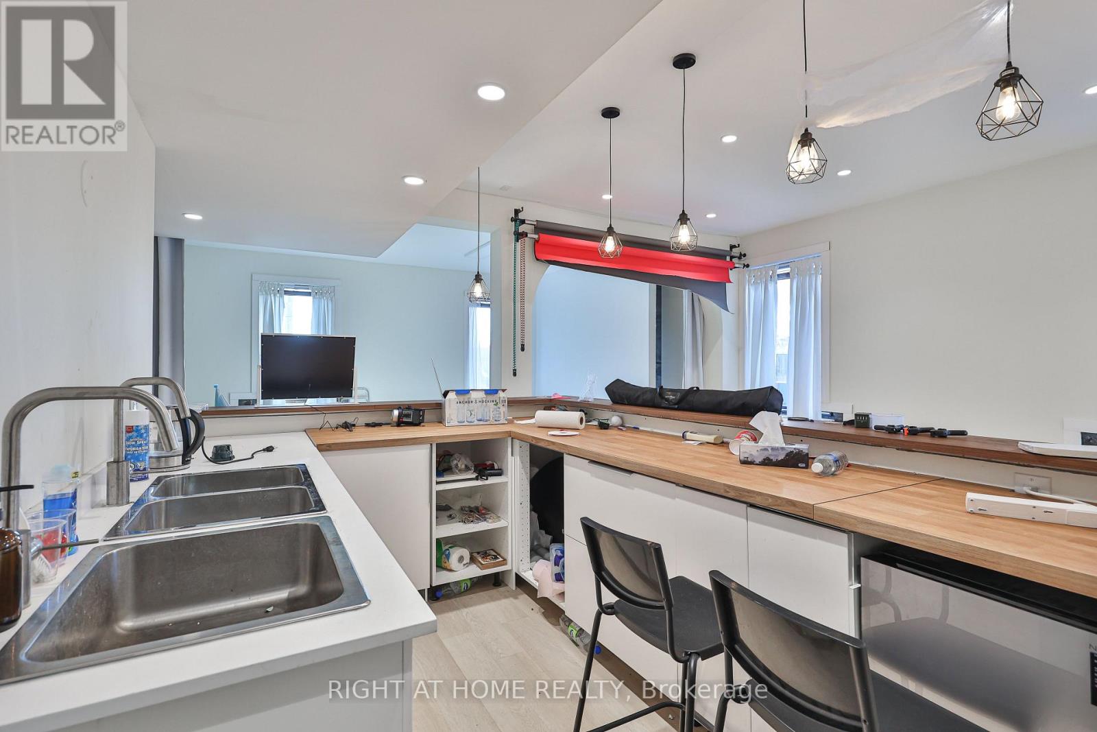 Second Floor - 565 Bloor Street W, Toronto, Ontario  M5S 1Y6 - Photo 8 - C12872702