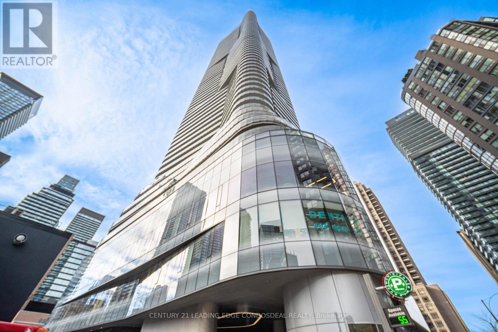 3703 - 11 Wellesley Street W, Toronto, Ontario  M4Y 0G4 - Photo 10 - C12872704