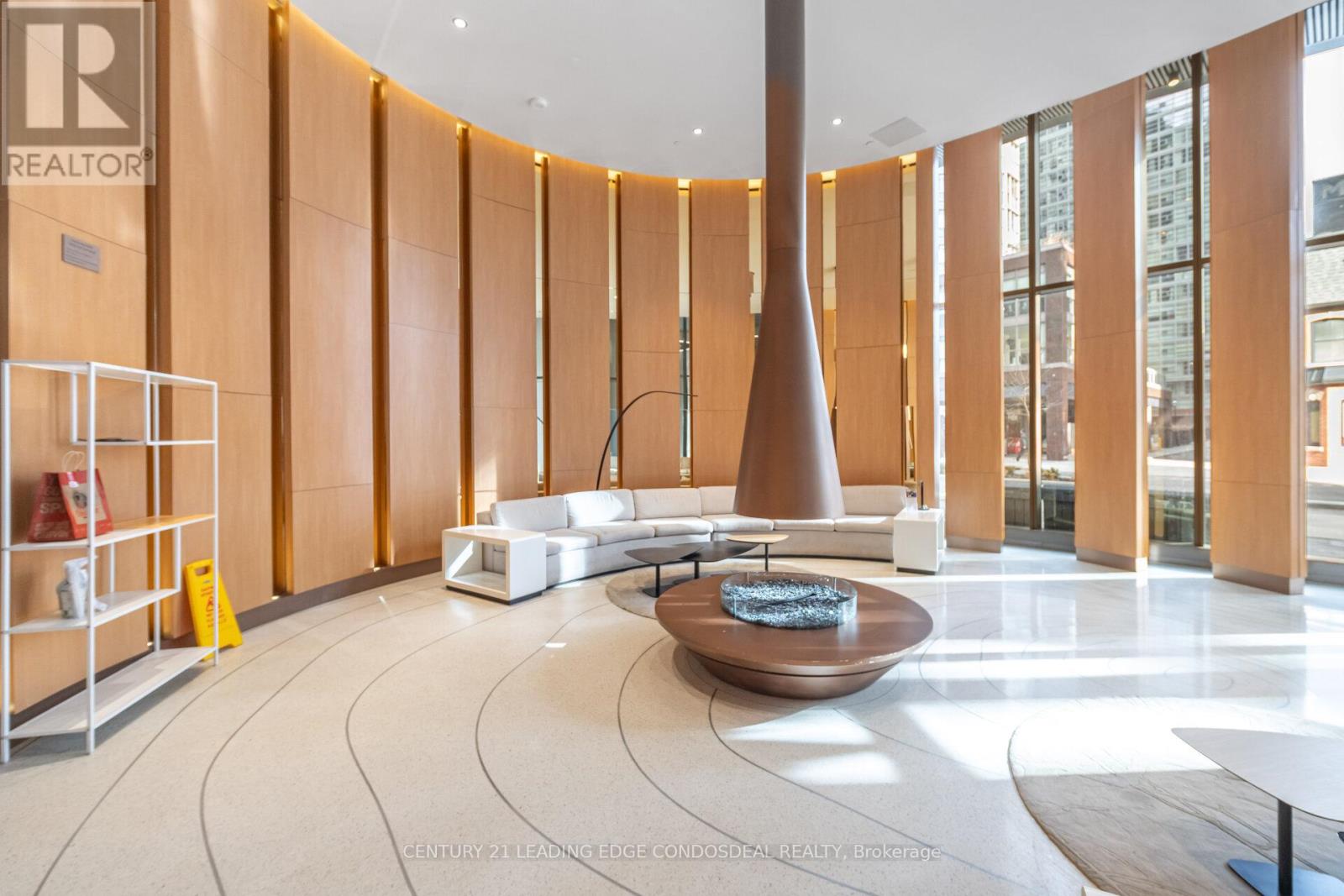 3703 - 11 Wellesley Street W, Toronto, Ontario  M4Y 0G4 - Photo 6 - C12872704