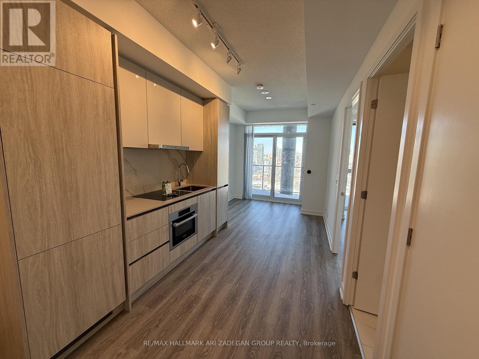 3616 - 180 Front Street E, Toronto, Ontario  M5A 1E6 - Photo 9 - C12872738