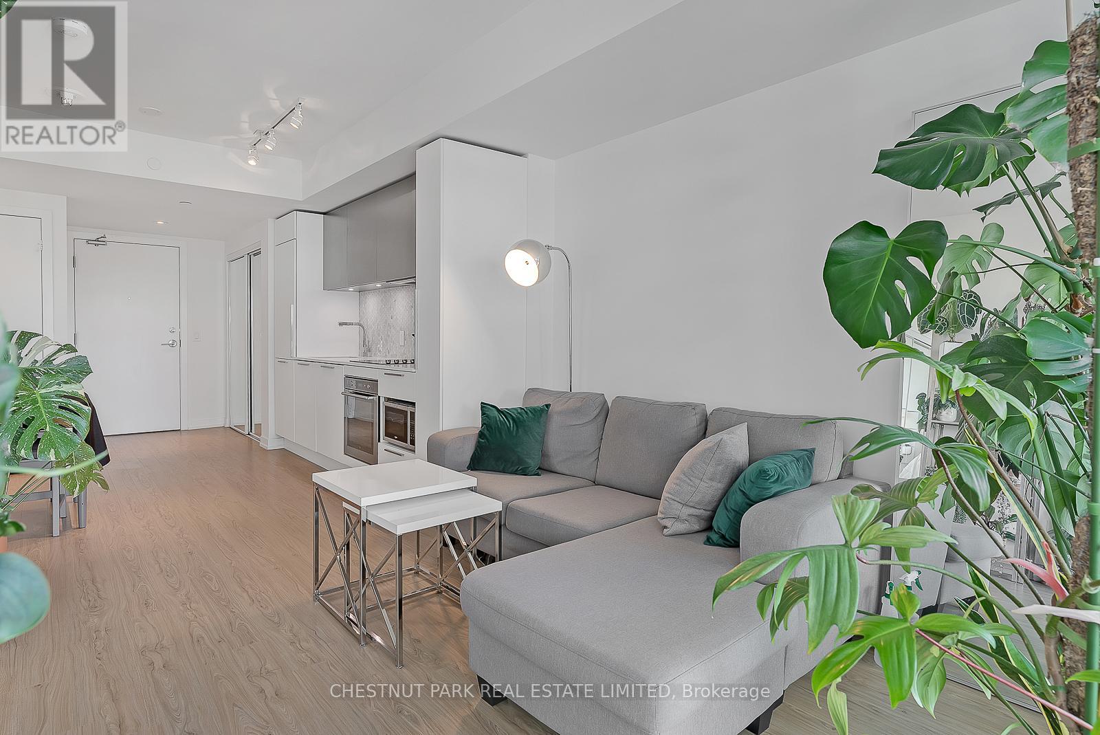 1918 - 85 Wood Street, Toronto, Ontario  M4Y 0E8 - Photo 11 - C12872852