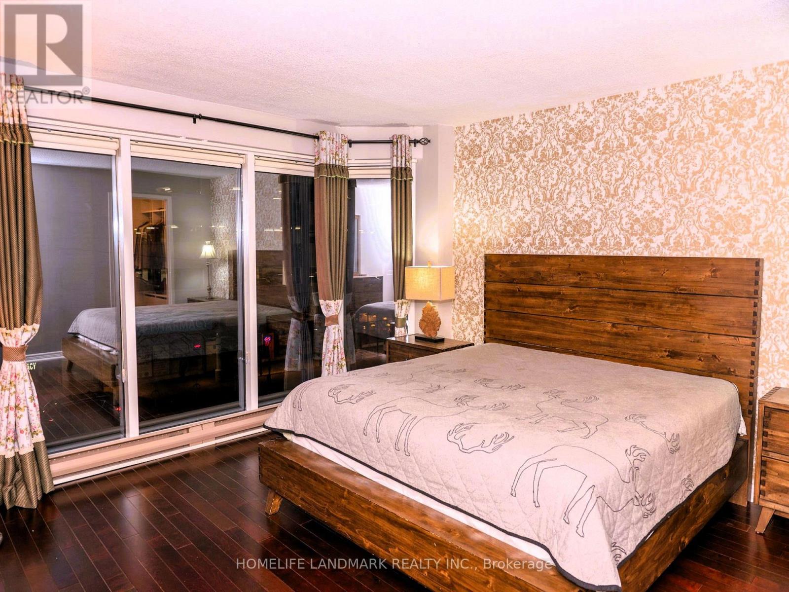 304 - 251 Queens Quay W, Toronto, Ontario  M5J 2N6 - Photo 18 - C12872862