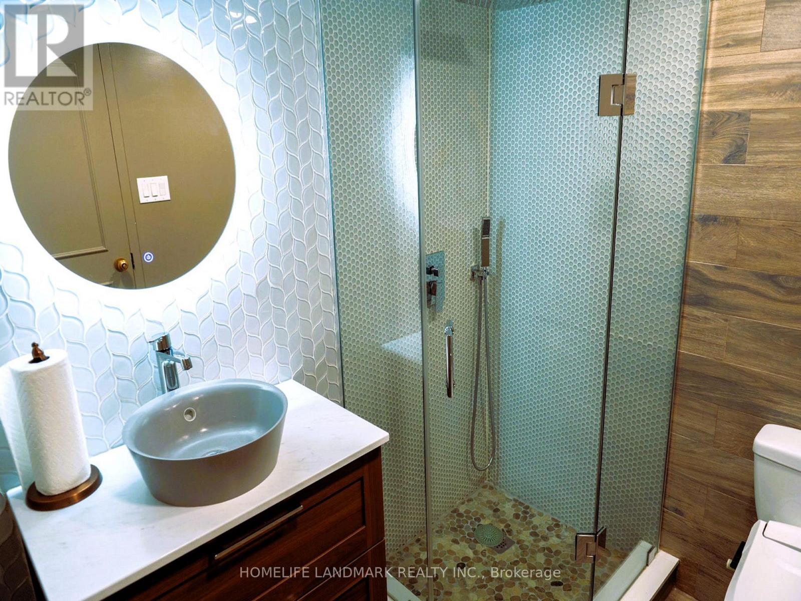 304 - 251 Queens Quay W, Toronto, Ontario  M5J 2N6 - Photo 23 - C12872862