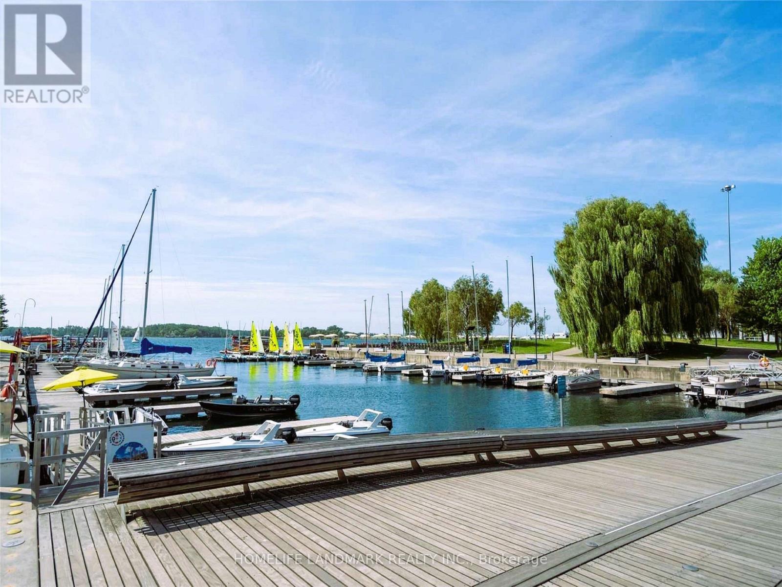 304 - 251 Queens Quay W, Toronto, Ontario  M5J 2N6 - Photo 4 - C12872862