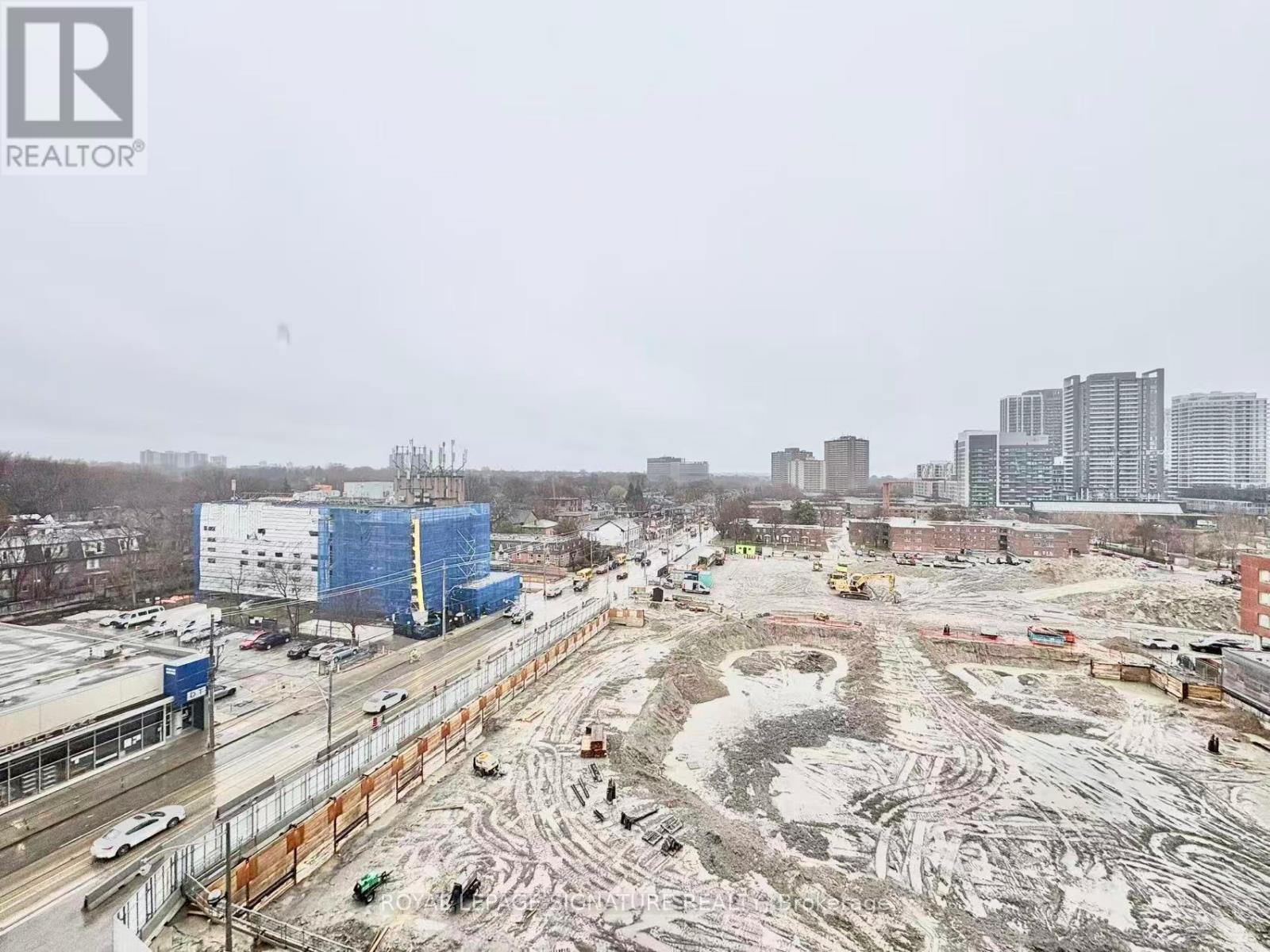 744 - 30 Dreamers Way, Toronto, Ontario  M5A 0Y7 - Photo 10 - C12872892