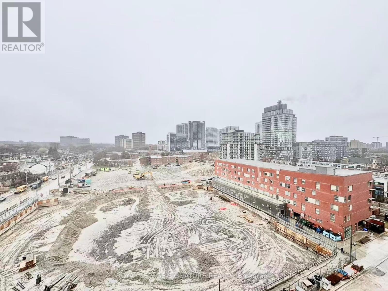 744 - 30 Dreamers Way, Toronto, Ontario  M5A 0Y7 - Photo 11 - C12872892