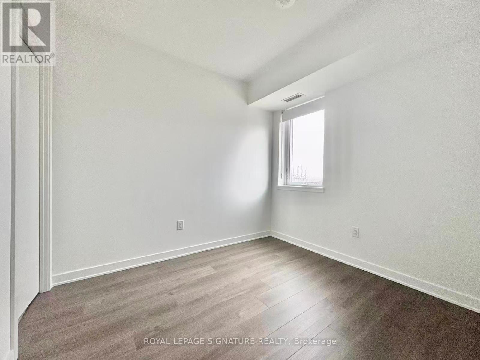 744 - 30 Dreamers Way, Toronto, Ontario  M5A 0Y7 - Photo 5 - C12872892