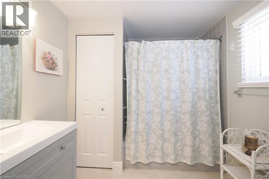 20 Fieldstone Walk, New Hamburg, Ontario  N3A 2G2 - Photo 27 - 40801501