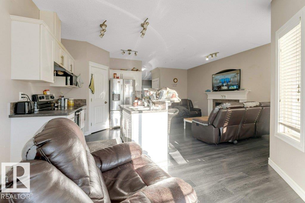 2929 16a Av Nw, Edmonton, Alberta  T6T 0P8 - Photo 5 - E4476923