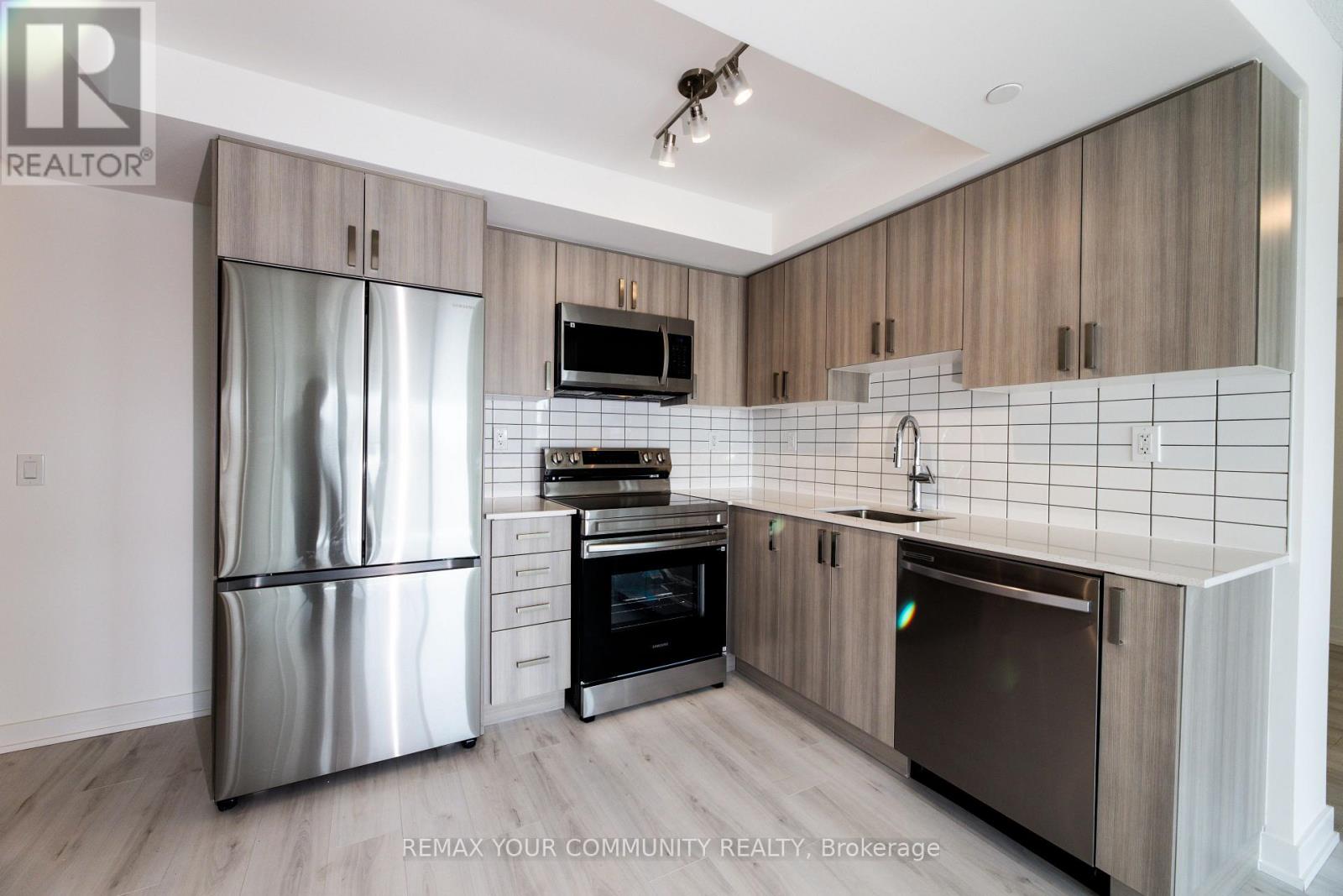 312 - 1010 SANDY BEACH ROAD, pickering (bay ridges), Ontario