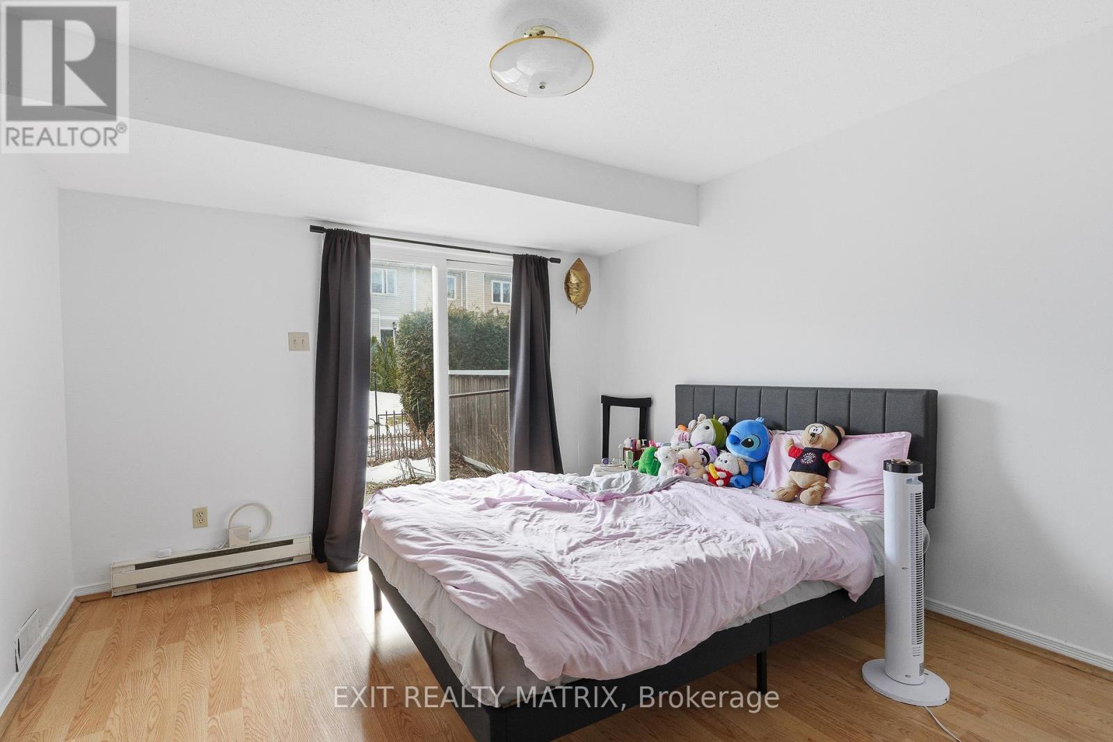 17 - 1838 Summerfields Crescent, Ottawa, Ontario  K1C 7B7 - Photo 4 - X12872804