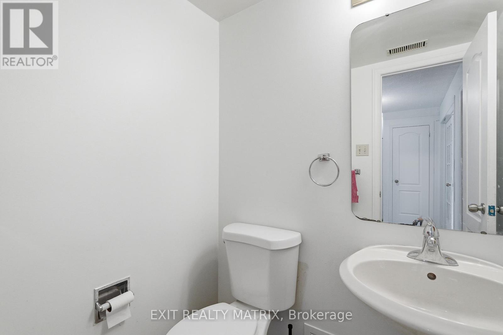 17 - 1838 Summerfields Crescent, Ottawa, Ontario  K1C 7B7 - Photo 5 - X12872804