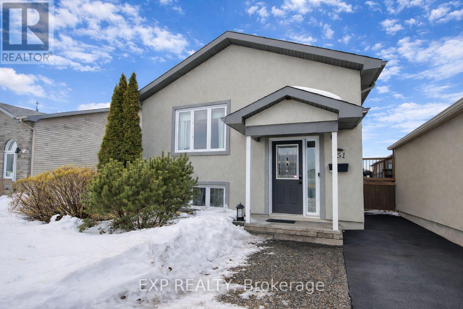 261 Trillium Circle, Alfred And Plantagenet, Ontario  K0A 3K0 - Photo 1 - X12872906