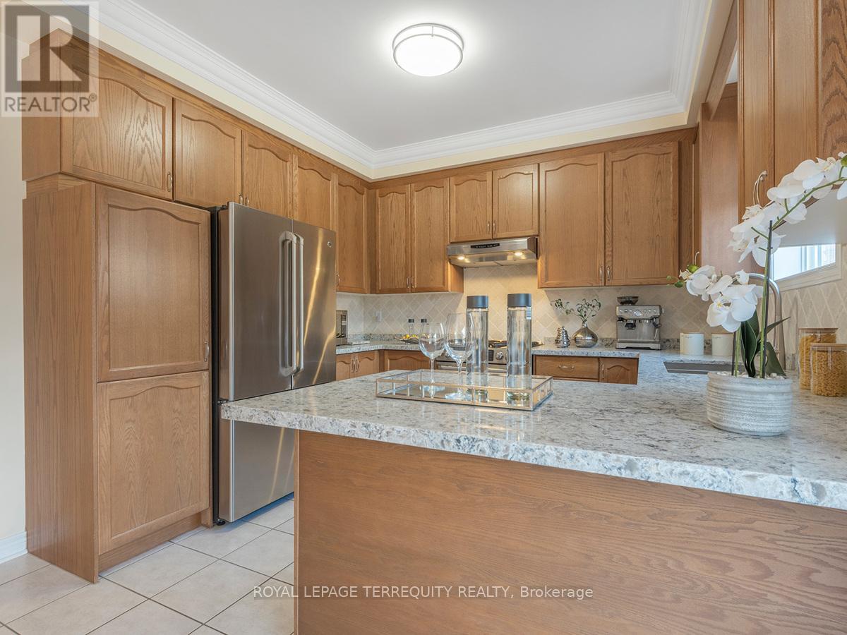 11 Avocet Drive, Vaughan (Vellore Village), Ontario  L4H 2K9 - Photo 17 - N12872782