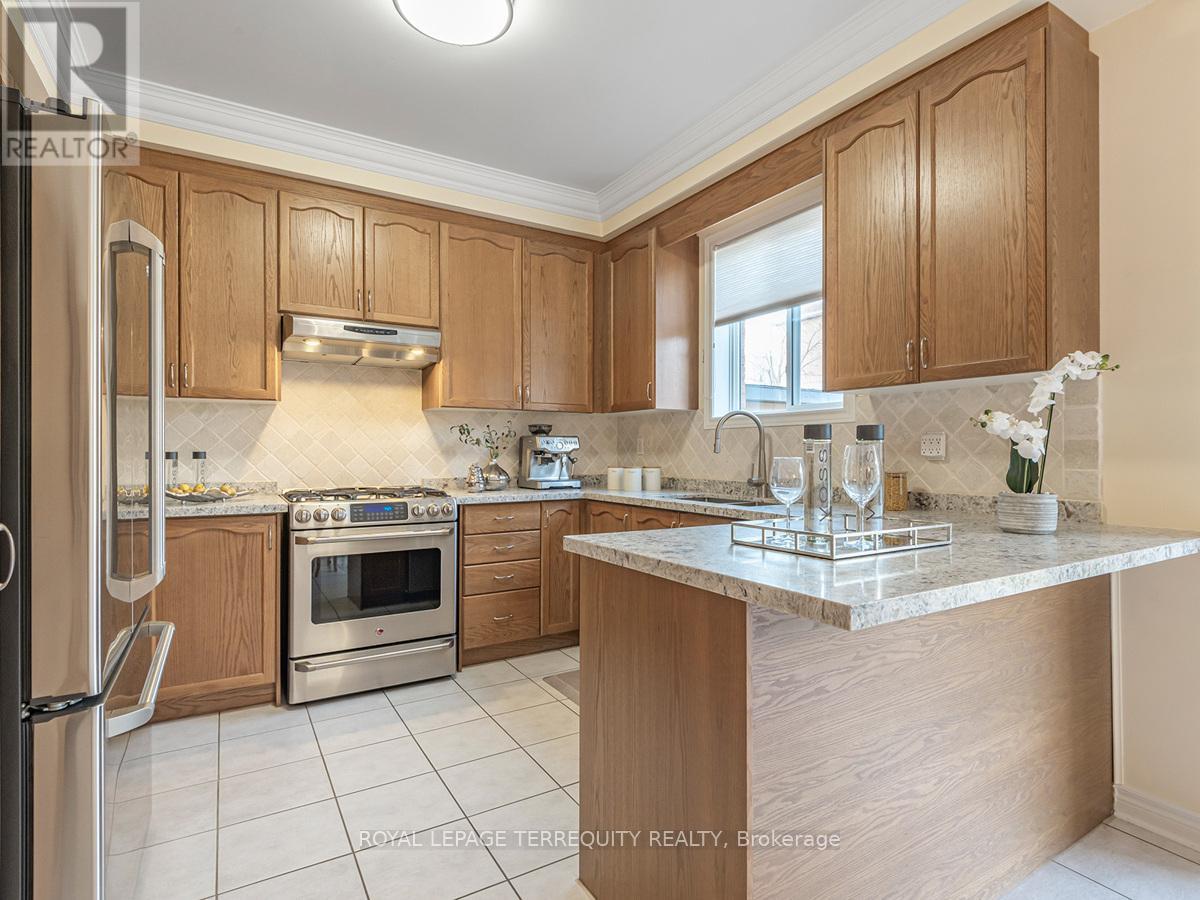 11 Avocet Drive, Vaughan (Vellore Village), Ontario  L4H 2K9 - Photo 18 - N12872782