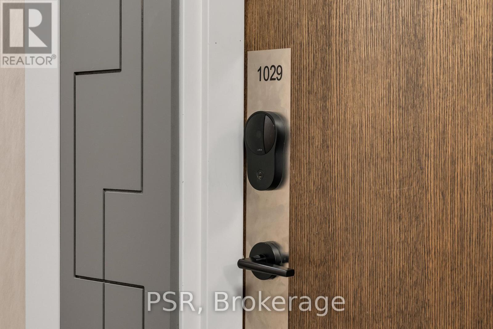 1029 - 100 Eagle Rock Way, Vaughan, Ontario  L6A 5B9 - Photo 3 - N12872802