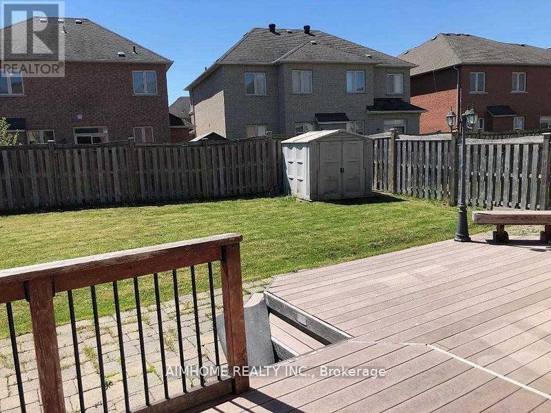 88 Castleview Crescent, Markham (Victoria Square), Ontario  L6C 3C4 - Photo 5 - N12872808