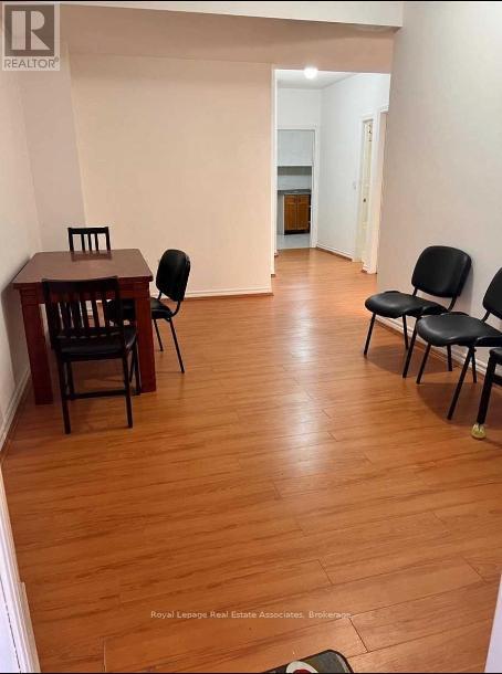 11 Zeng Cheng Drive, Markham (Victoria Square), Ontario  L6C 0T6 - Photo 3 - N12872846