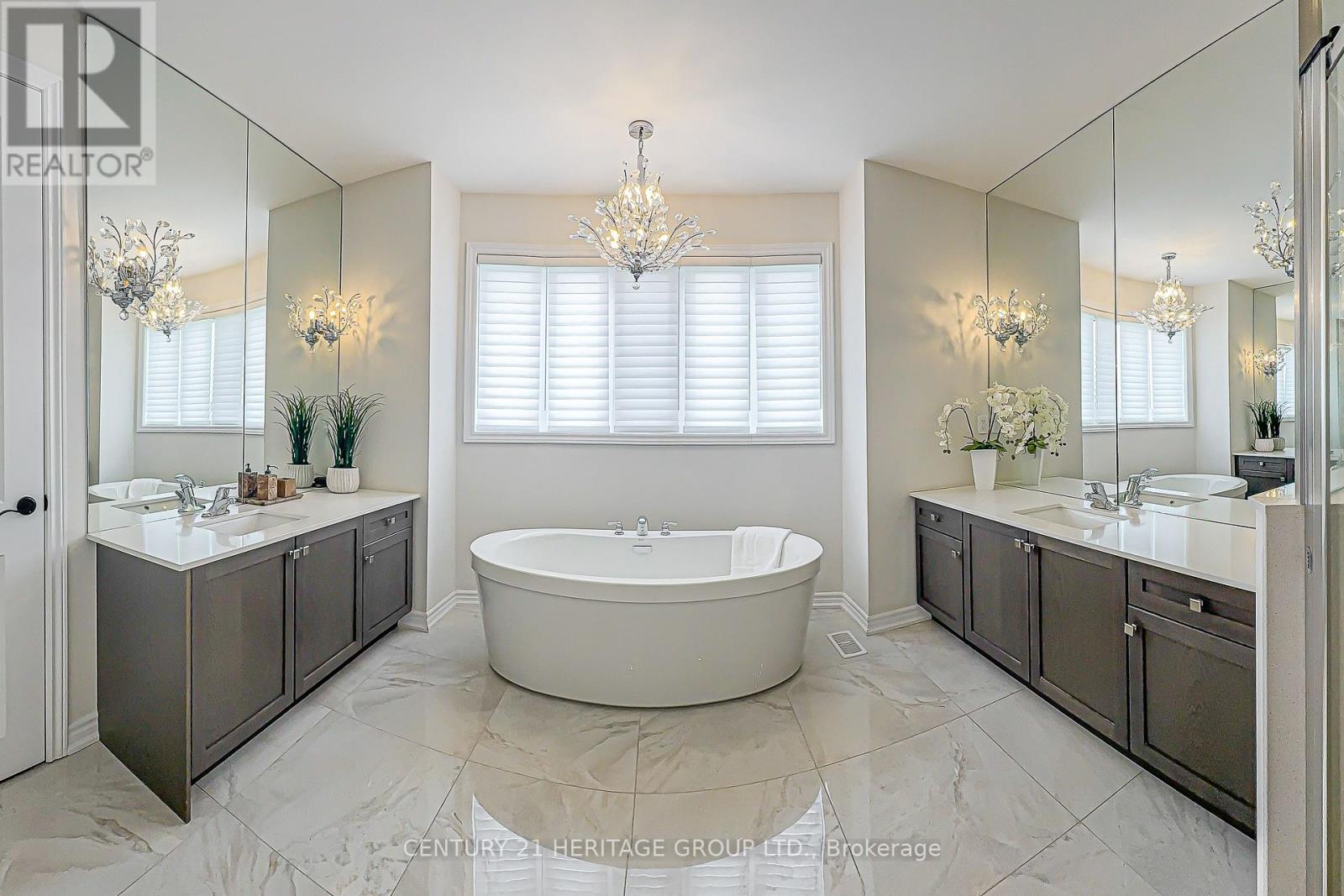 38 Whitebirch Lane, East Gwillimbury, Ontario  L9N 0P7 - Photo 27 - N12872850