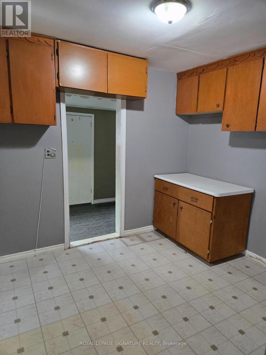 54 Farley Circle, Georgina, Ontario  L0E 1S0 - Photo 13 - N12779452