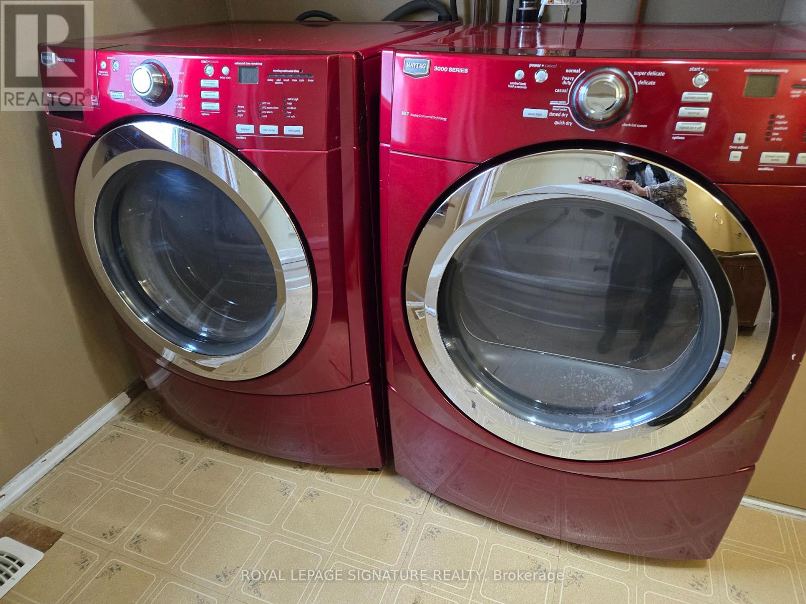 54 Farley Circle, Georgina, Ontario  L0E 1S0 - Photo 26 - N12779452